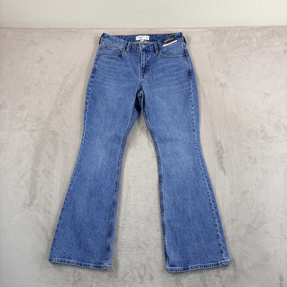 Abercrombie & Fitch Curve Love Mid Rise BootCut Jeans in Blue Women 28 Short NWT